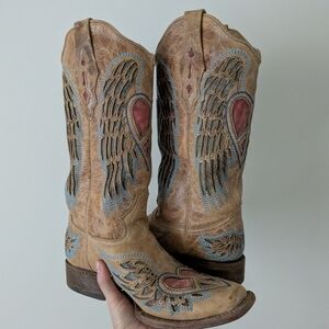 Tan Cowboy Boots with Embroidered Wings and Hearts
